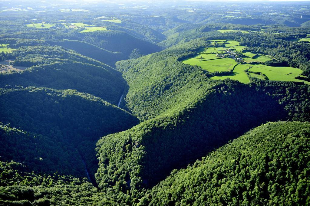 Vvf Correze Pays D'Eygurande Hotel ภายนอก รูปภาพ
