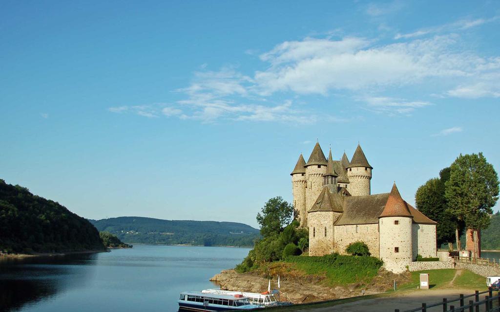 Vvf Correze Pays D'Eygurande Hotel ภายนอก รูปภาพ