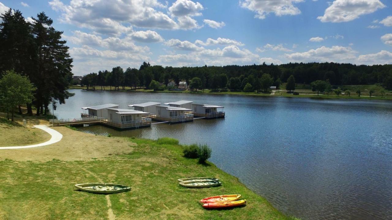 Vvf Correze Pays D'Eygurande Hotel ภายนอก รูปภาพ